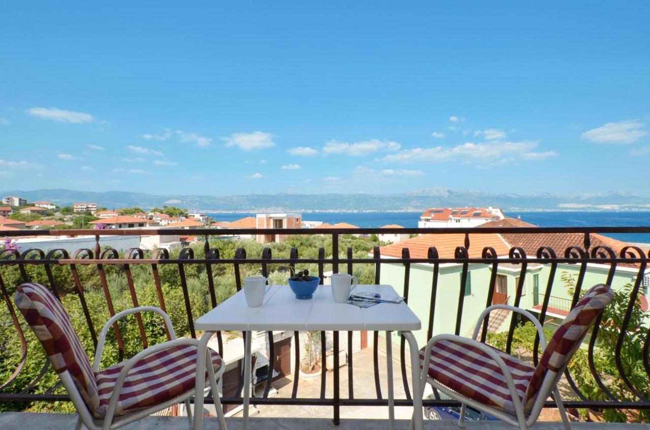 Apartments By The Sea Slatine, Ciovo - 12176 Екстериор снимка