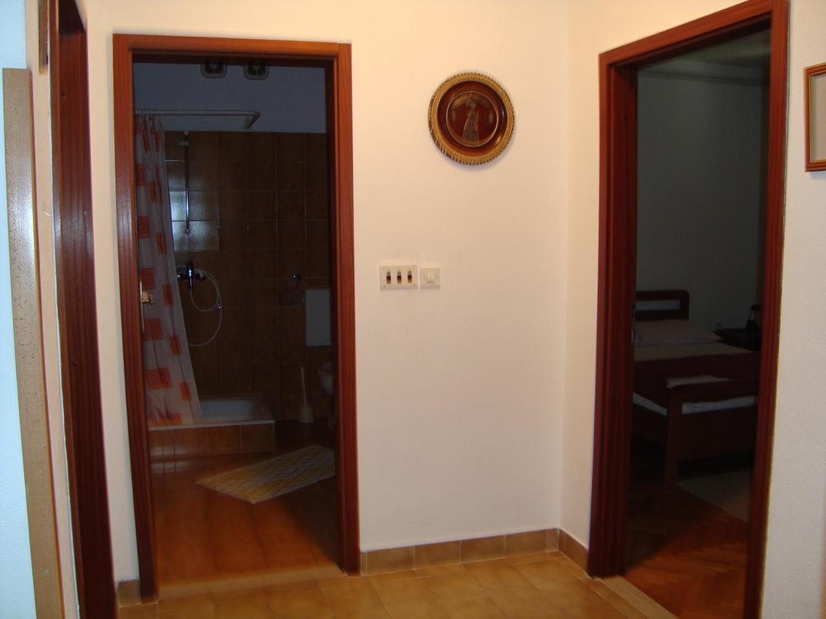 Apartments By The Sea Slatine, Ciovo - 12176 Екстериор снимка