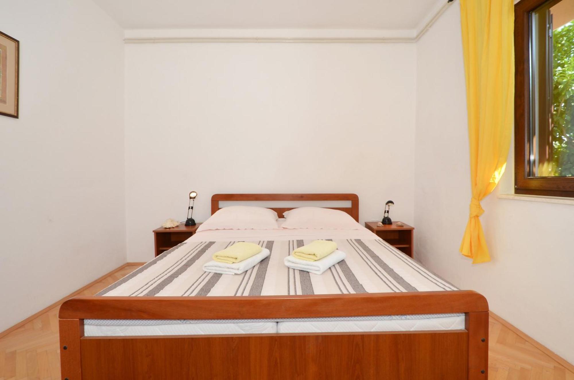 Apartments By The Sea Slatine, Ciovo - 12176 Стая снимка