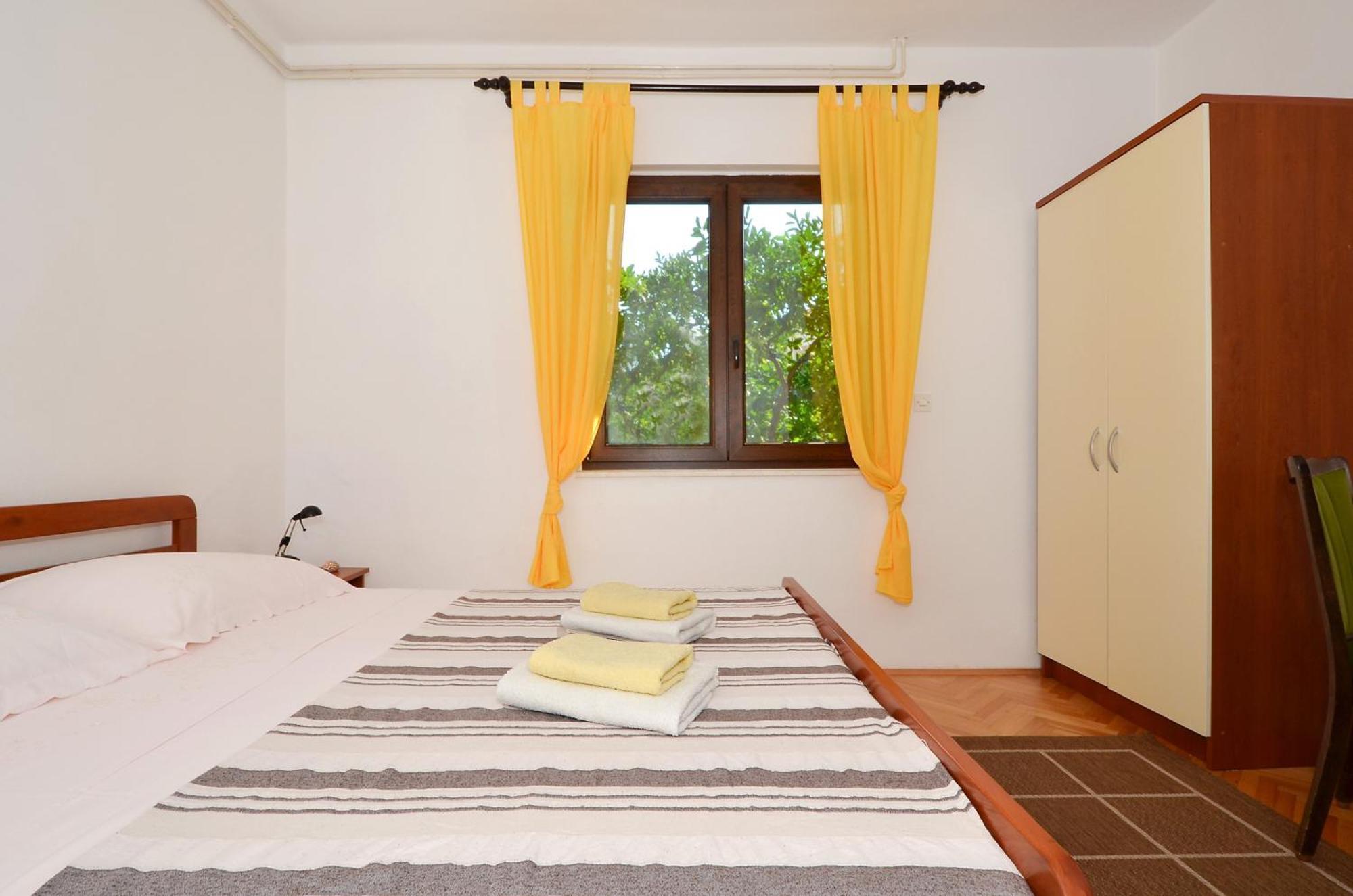 Apartments By The Sea Slatine, Ciovo - 12176 Стая снимка